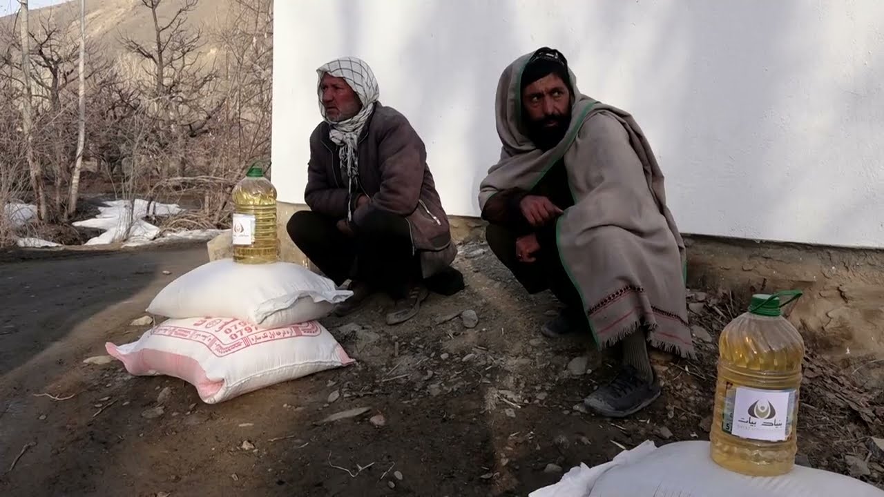 Bayat Foundation assists dozens of needy families in Maidan Wardak / کمک به نیازمندان در میدان‌وردک