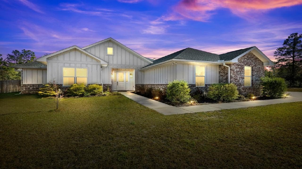 5225 Mount Olive Road, Crestview, FL Presented by Judy Griffin.