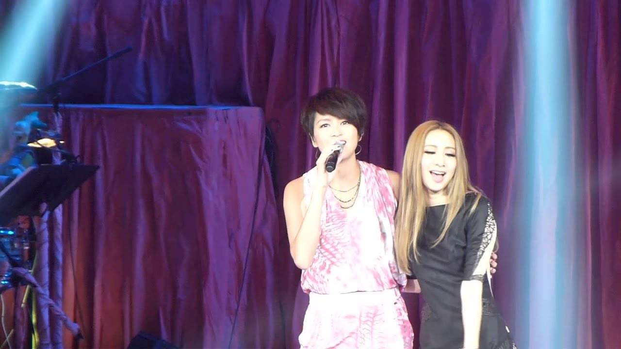 Gigi梁詠琪@吳雨霏Kary Ng The Present Concert演唱會- 愛是最大權利+花火