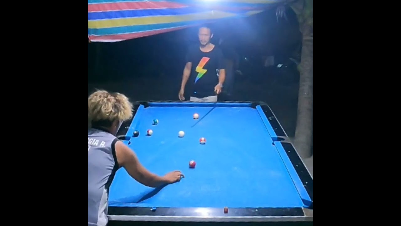 Ryan agoncillo Vs Eds Banana