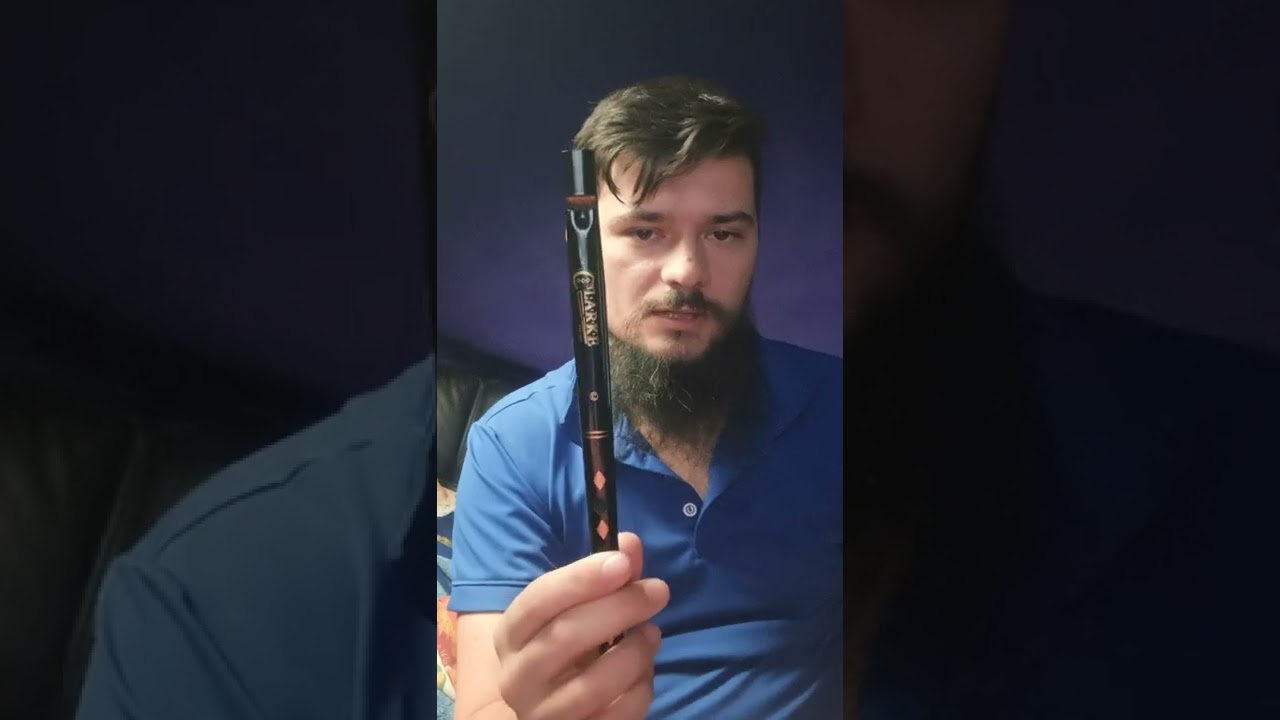 Сравнение Вистлов Clarke Чёрный vs Вистл Найтингейл Александра Караваева.