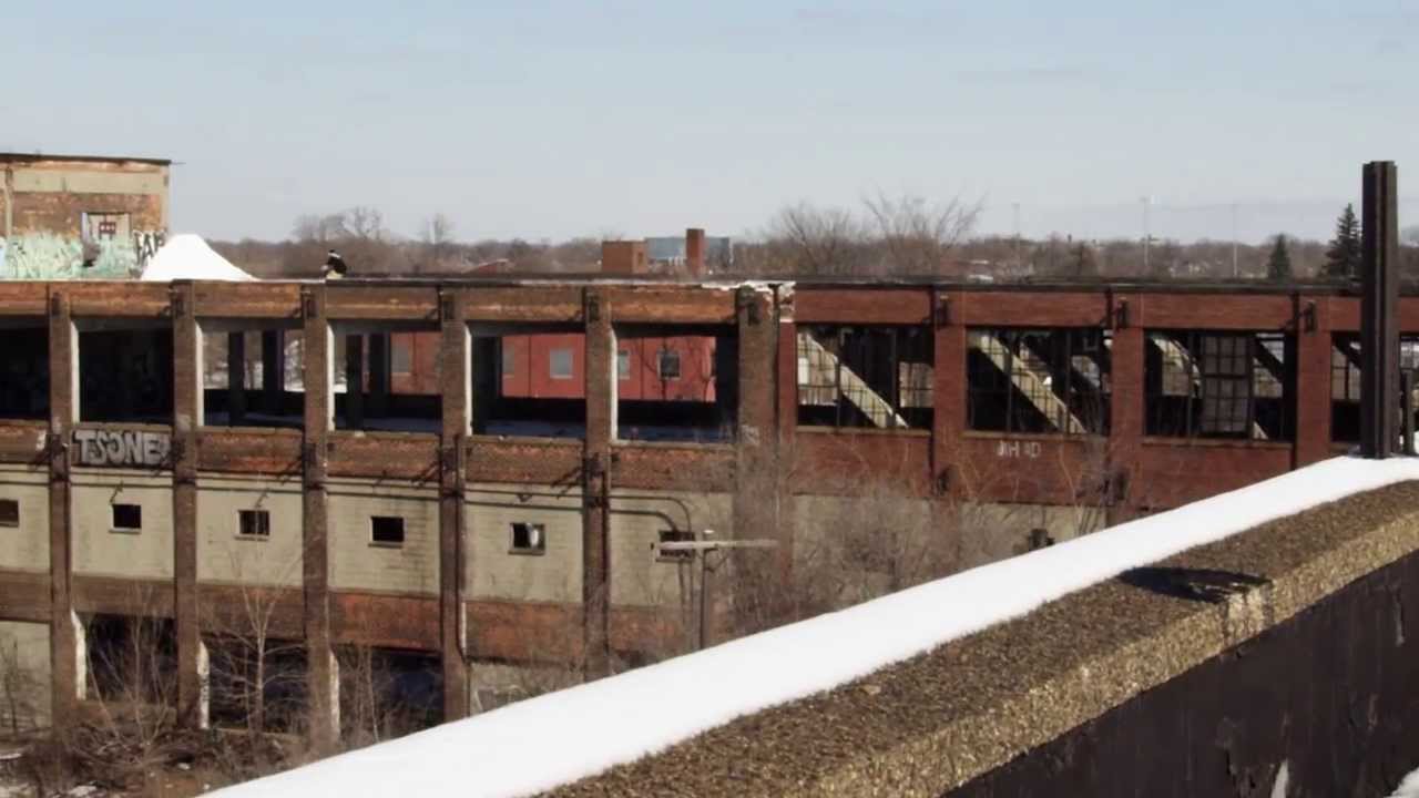 DETROIT - 