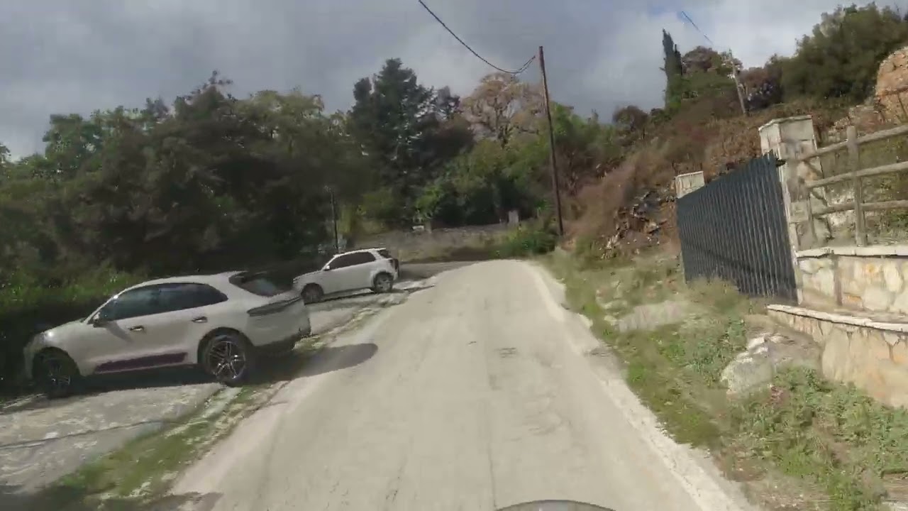 Africa twin  Καστανια  Στην Καμένη παροχή..