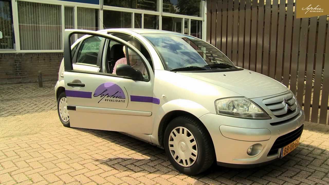 Parkinson ergotherapie oef 2: Zelfstandig uit de auto stappen