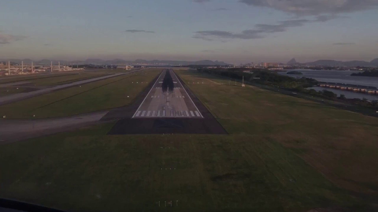 COCKPIT VIEW LANDING | BOEING 787 | RIO DE JANEIRO