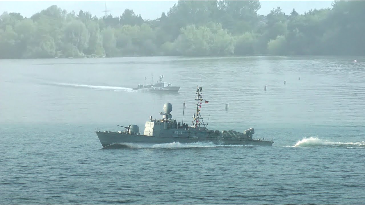 Schnellbootfahren 