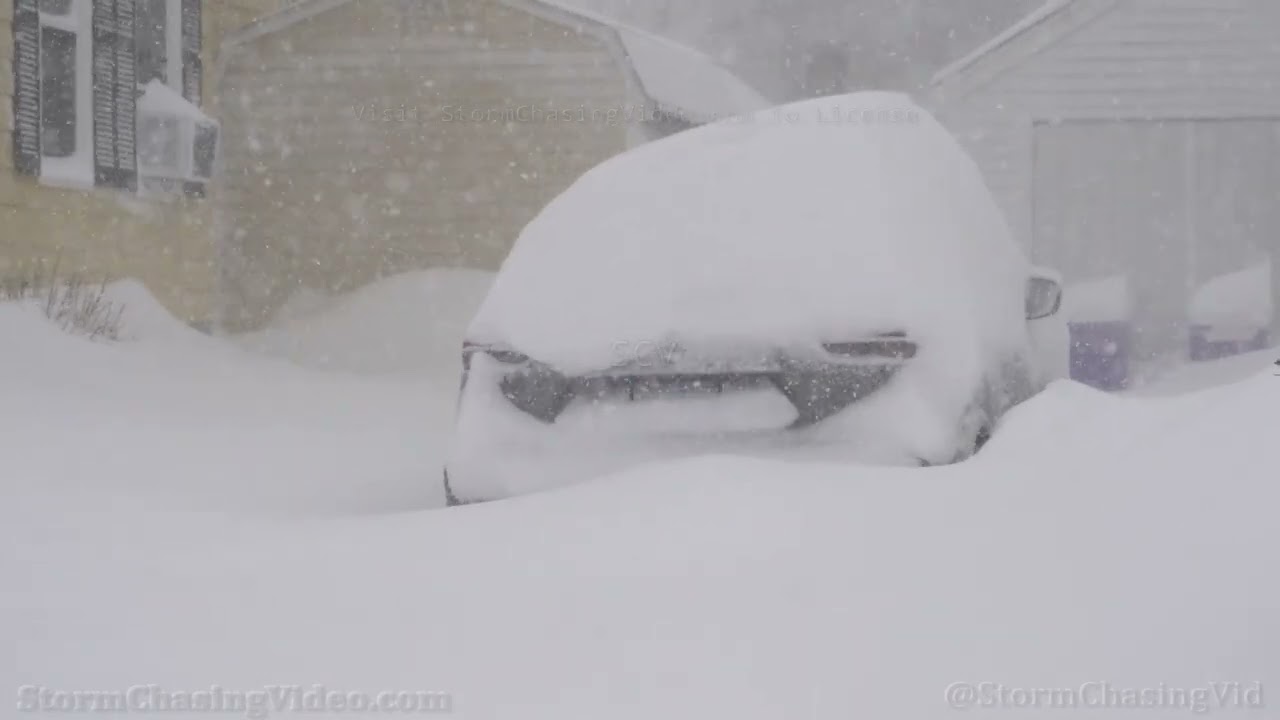 Over 2 Feet Of Snow Covers Rockland, MA From Nor'easter - 1/29/2022