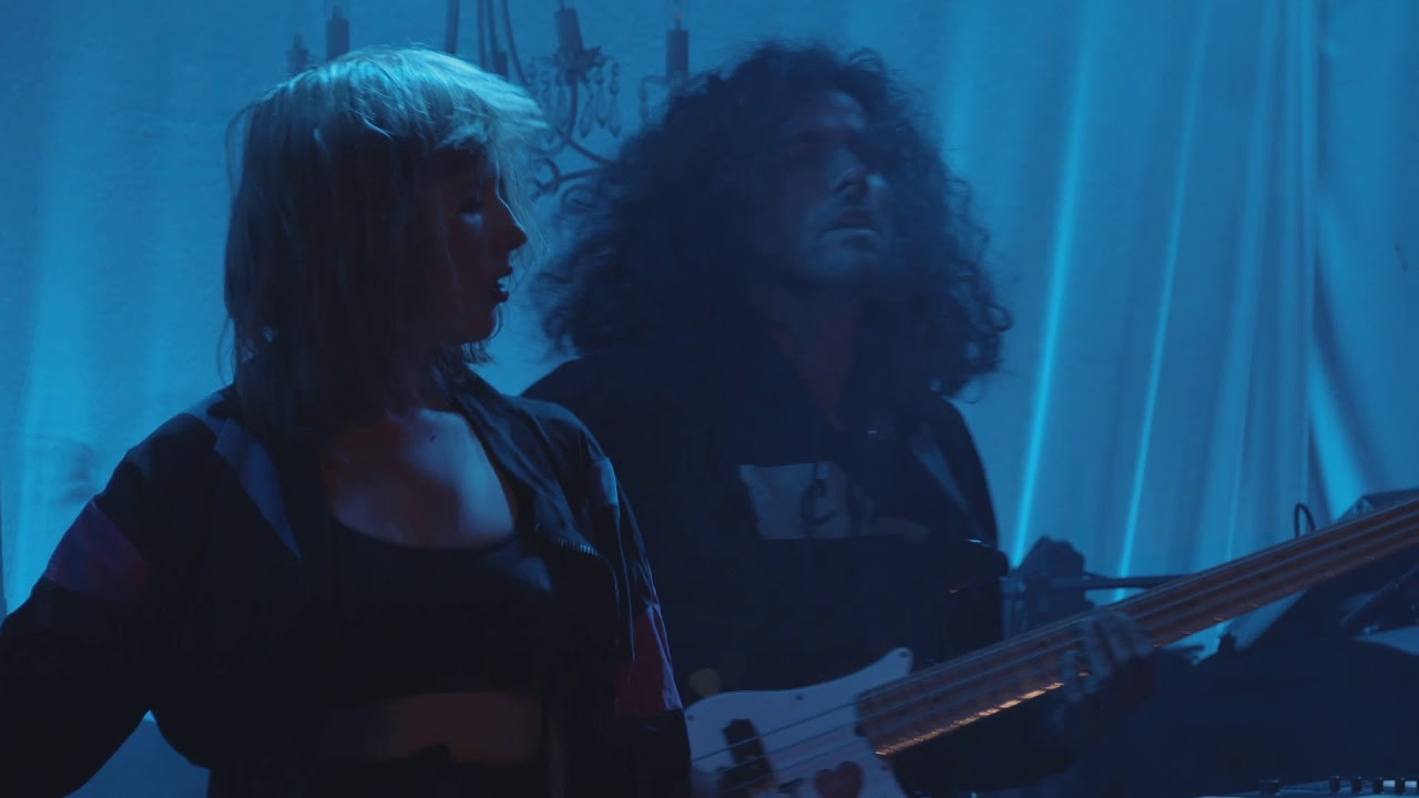 Prada Meinhoff - Eisbär - LIVE - Heißes Cover bei 0 Null Grad -