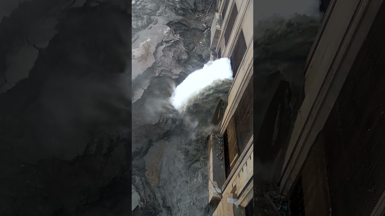 Removing dam intake gates silt by its back water pressure.
