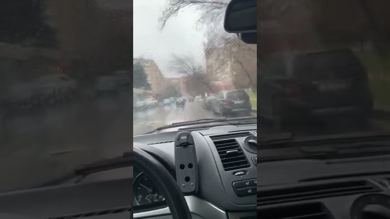 Дождливый день в Баку - it&rsquo;s rainy day in Baku