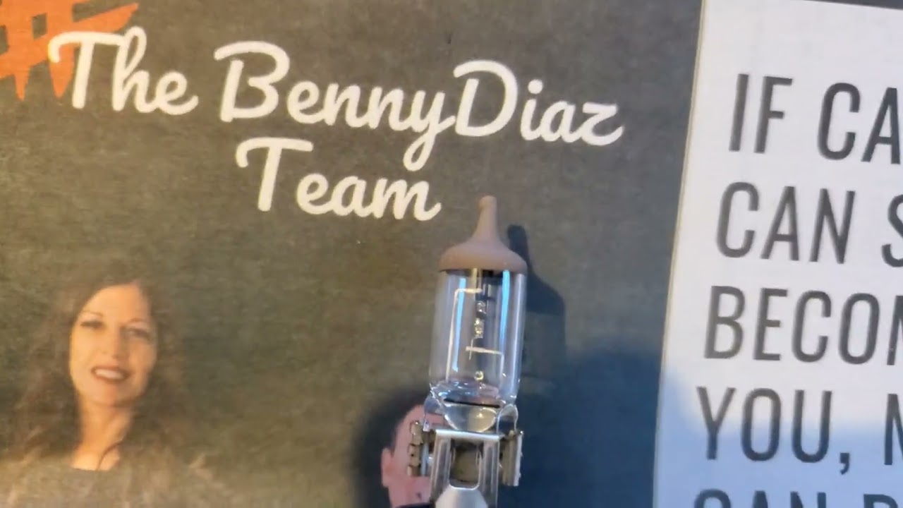 2003-2006 Ford Expedition Fog Light Bulb Replacement.