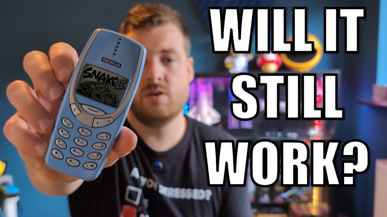 Turning on a Nokia 3310 for the First Time in 23 Years