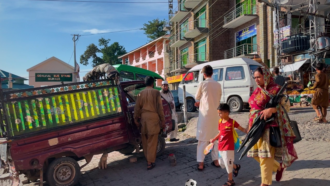 [4K] 🇵🇰 Мурри, Пакистан: пешеходная экскурсия по магазинам, кафе и потрясающим видам