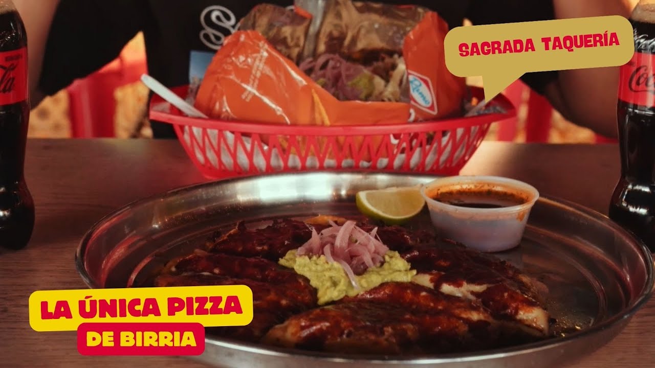 SAGRADA TAQUERÍA: El arte de convertir birria en pizza | Distrito Insaciables