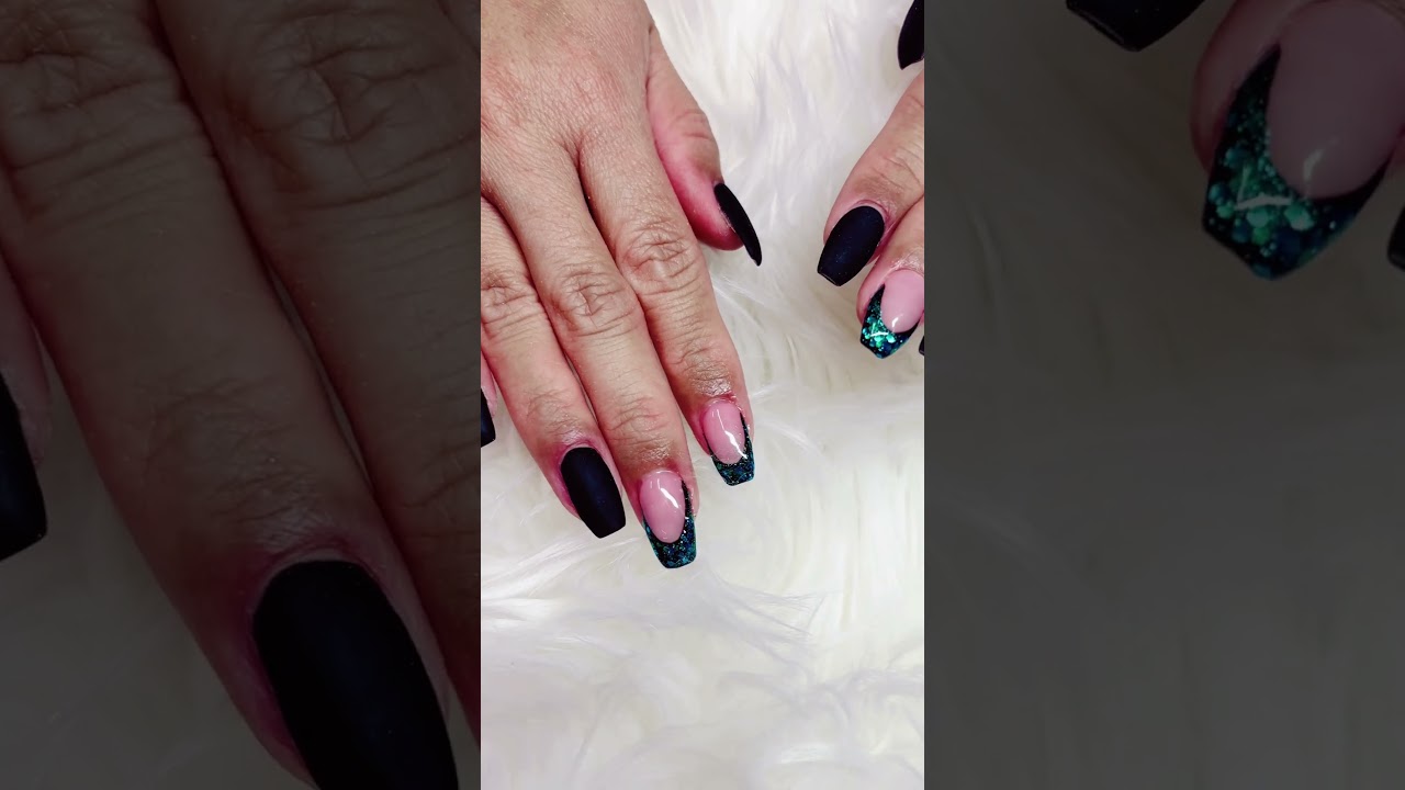 Mermaid Glitter/Black Matte #frenchnails #mattenails #structuredgelmanicure #nails #gelx