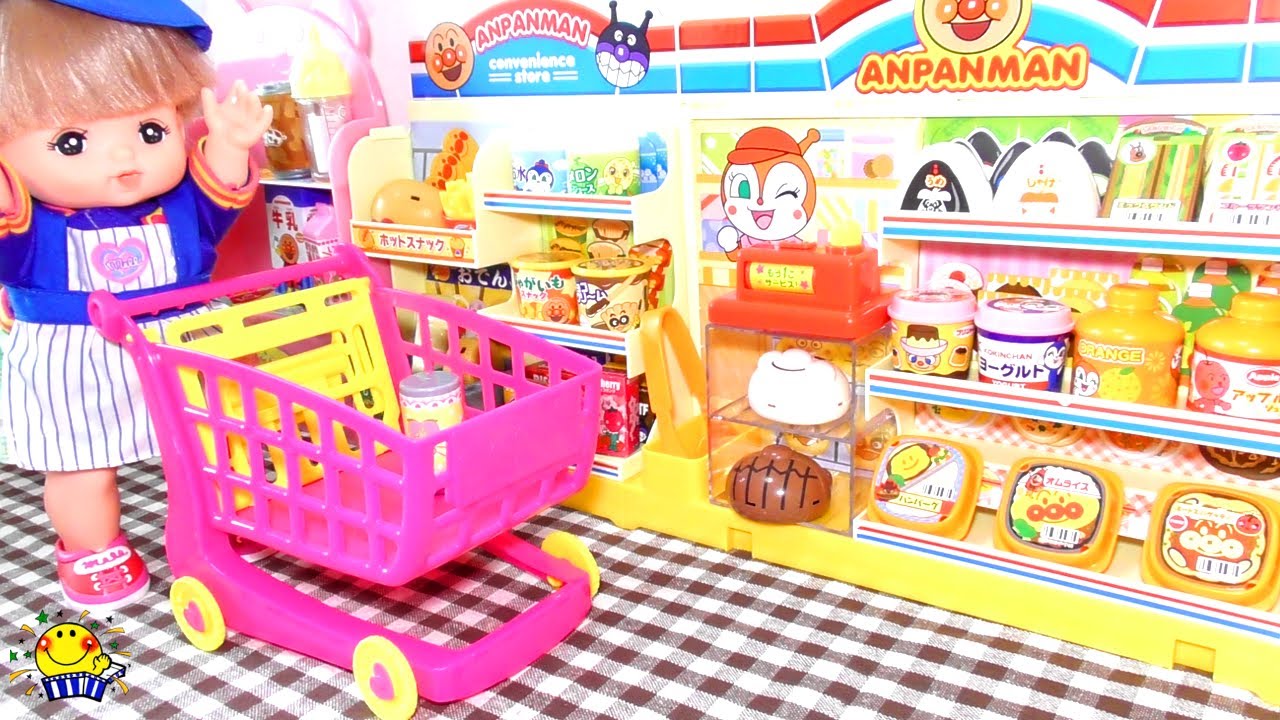 メルちゃんがコンビニでお買い物カートとお店屋さんチャレンジ！お弁当やお菓子を買うよ♪
