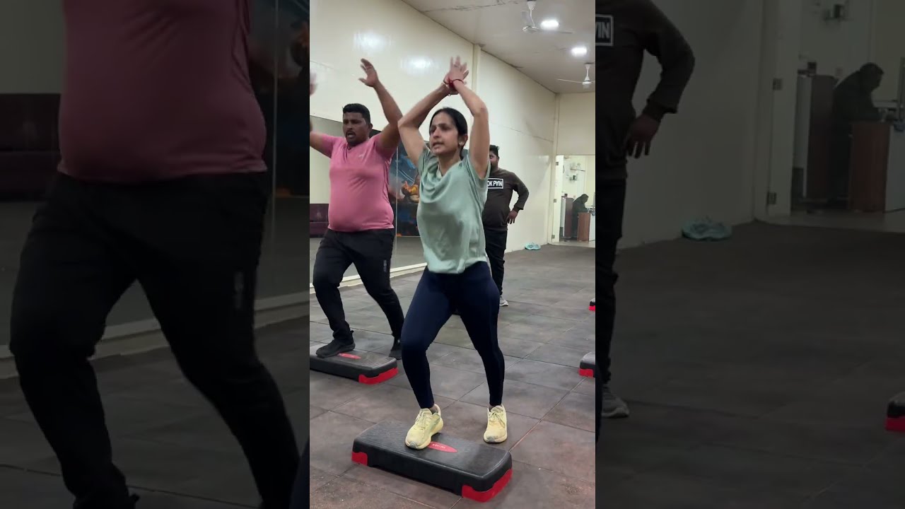 Stepper workout 🏋️ #workout #steppers #trending #youtube #youtubeshorts 