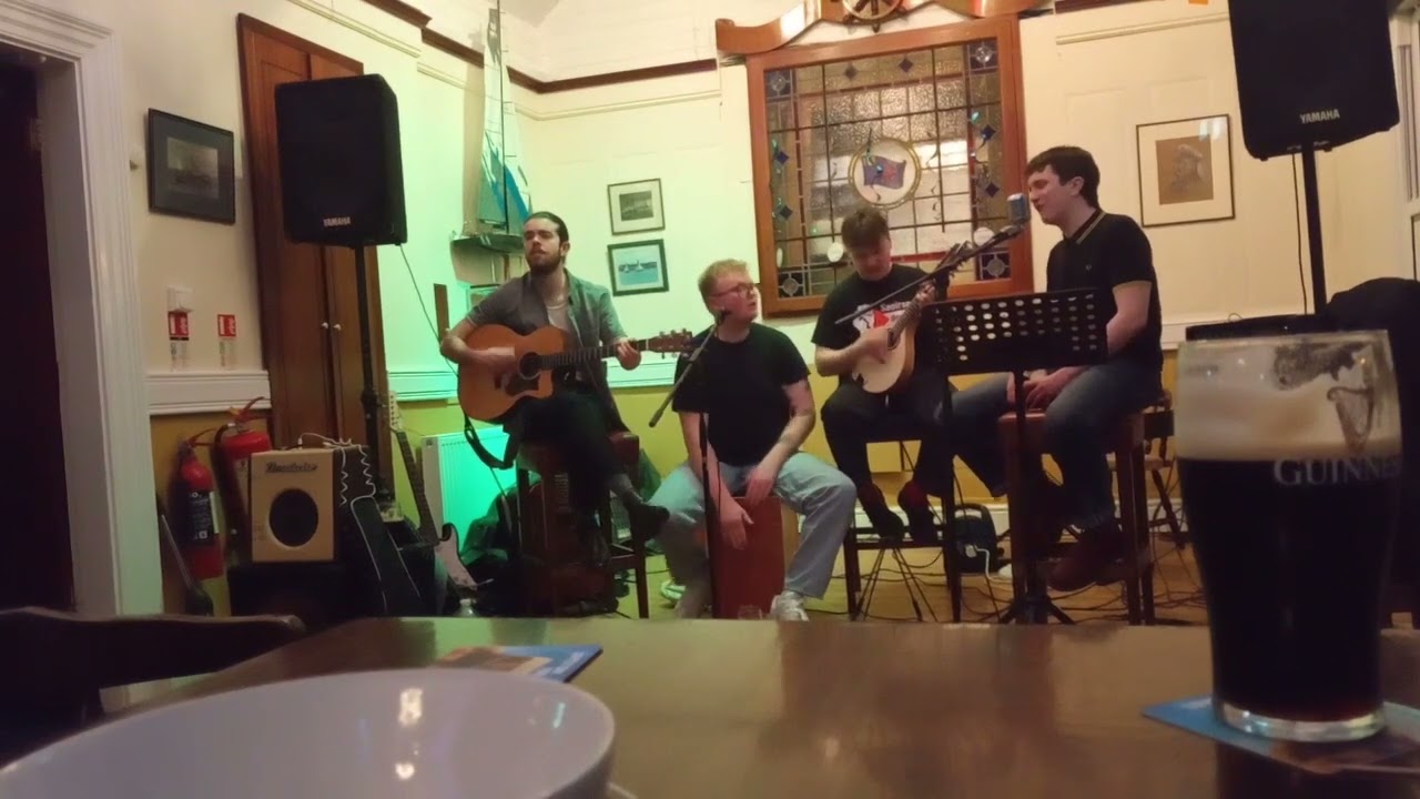 Madra Salach -- Whiskey in the Jar