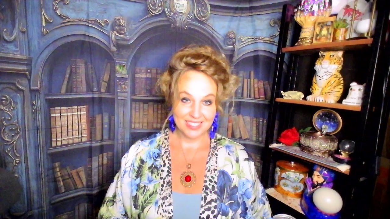 Gemini Retrograde: Gemini's about to spend the winter with a King & an Ex knows it...