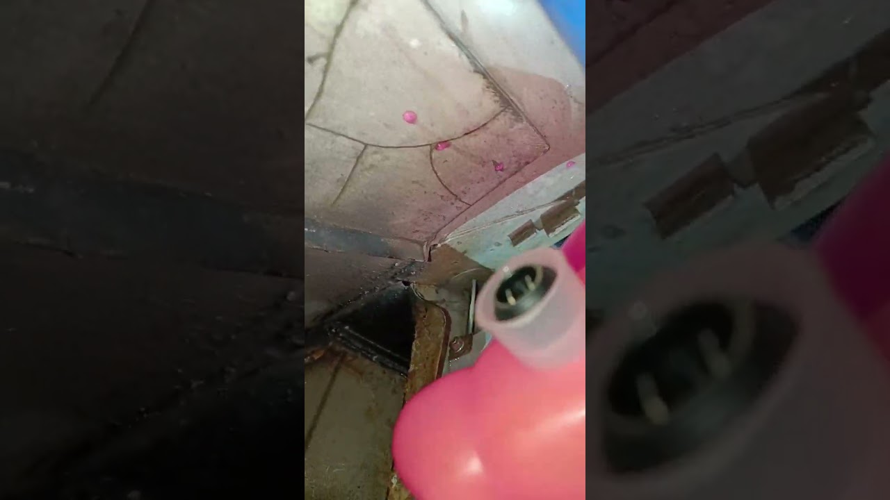 установка силиконовых шлангов в москвич 2141 с  двс F3R.