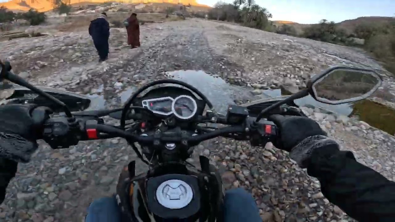   جولة في منطقة مكنون