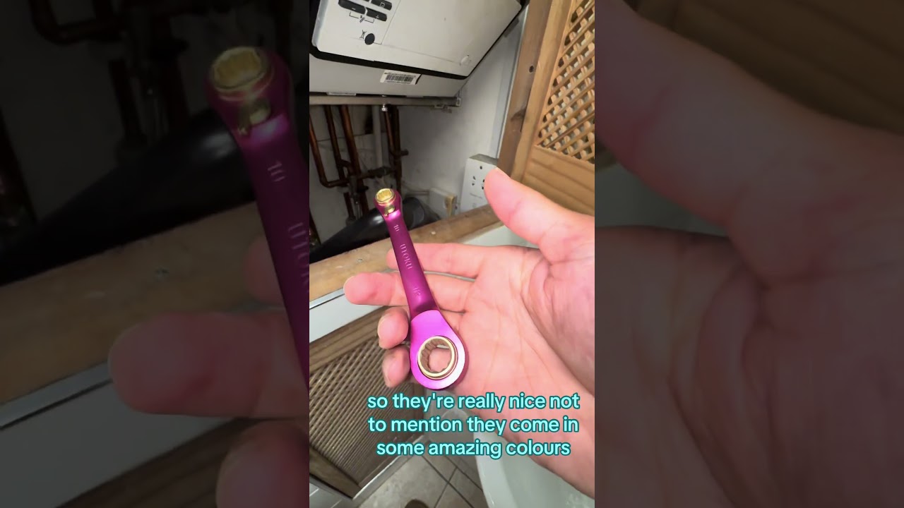 @utokutools.official 4-in-1 Wrench in Pink 🩷 