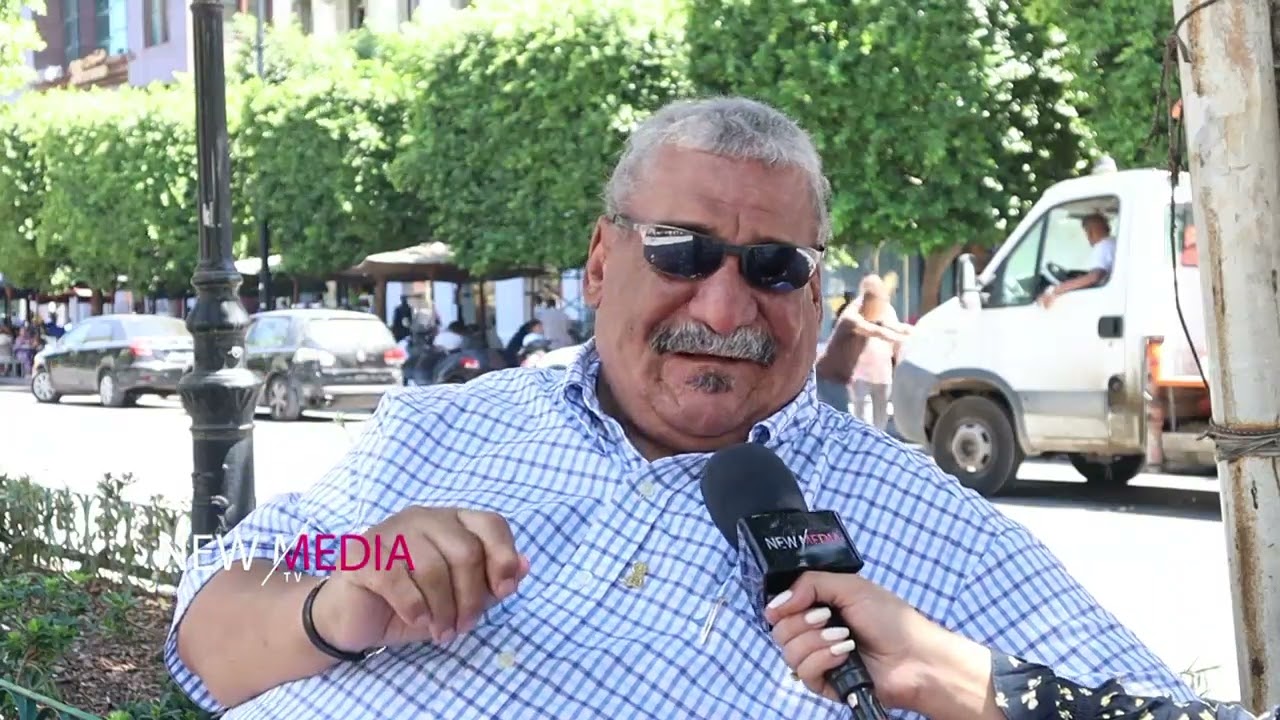 😂​😂​  حياتي مليئة بالتجارب  .. ربي يطول في عمري وعمر الكلاب  طويل
