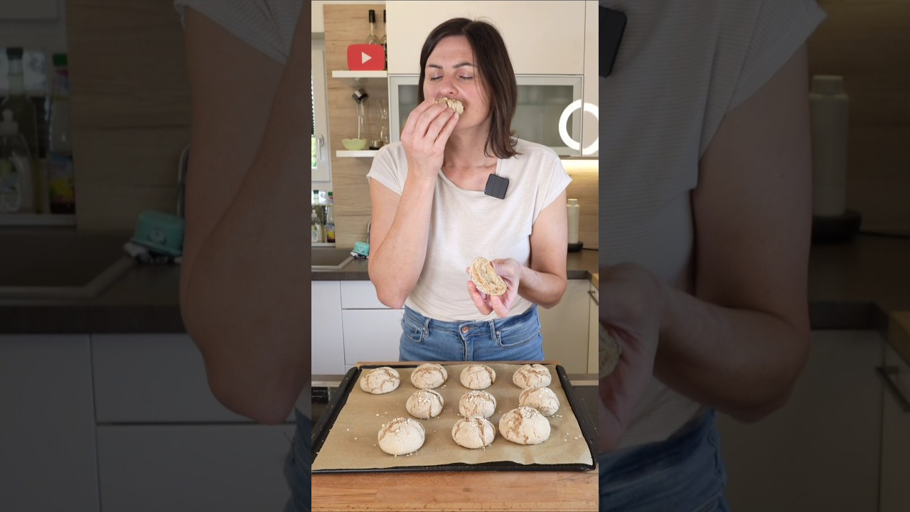 Knusprig außen, weich innen – die besten Frühstücksbrötchen! 