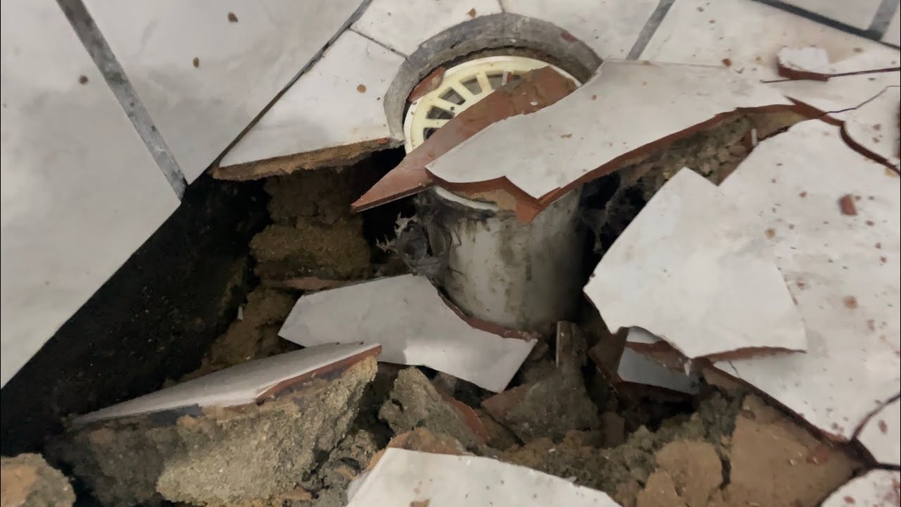 Piso do box do banheiro afundando? Est&aacute; a&iacute; a solu&ccedil;&atilde;o!