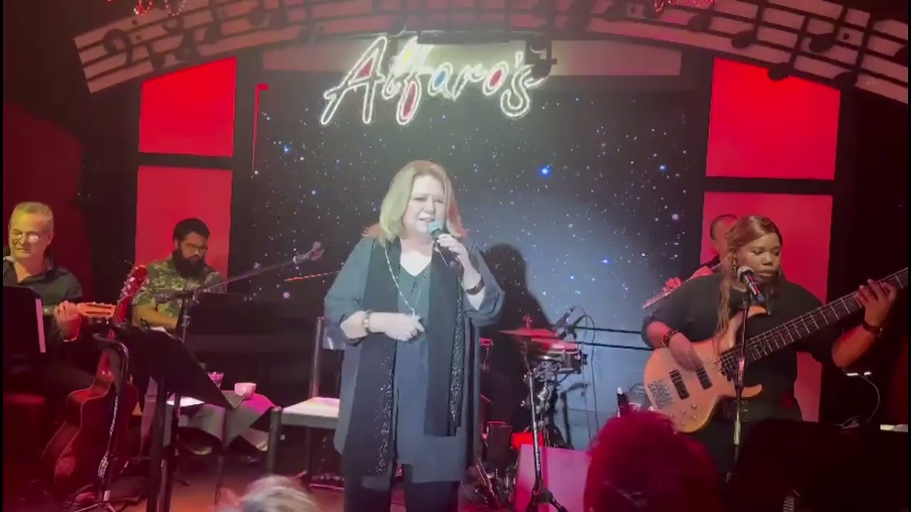 MARISELA  VERENA EN VIVO NACI EN EL CARIBE.mp4