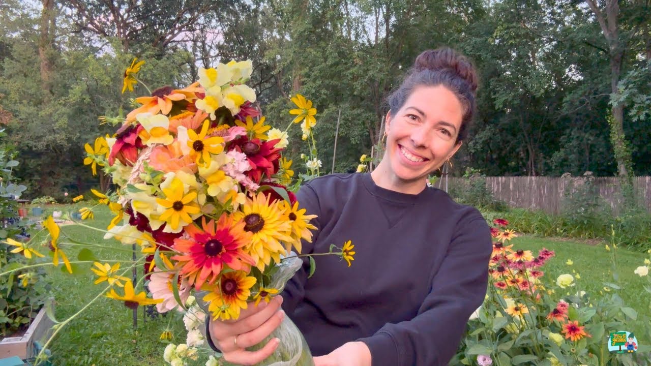 Underrated Sweet Black Cherry Dianthus (Great Smell!) and Sahara Rudbeckia Bouquet! Zone 5B/6A