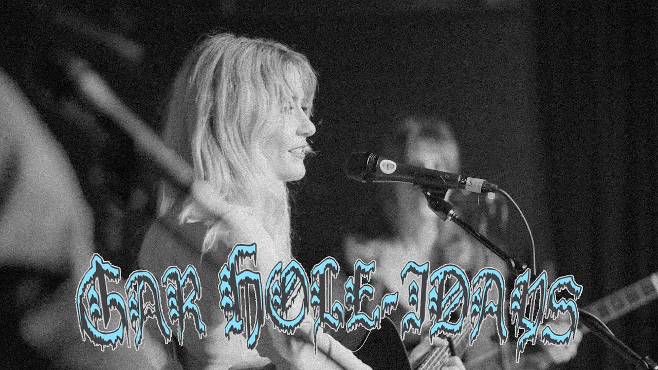 Esther Rose - "Safe to Run" (live at Gar Holeidays 2023)