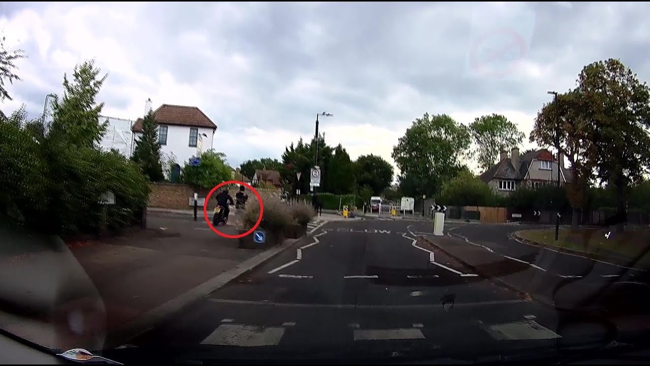 Scooter rider avoids zebra crossing but still comes close to hitting pedestrian | SWD Media