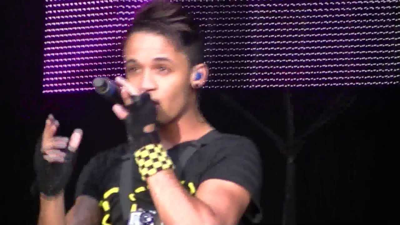JLS @ Alton Towers Live - Eyes Wide Shut 19/6/2011