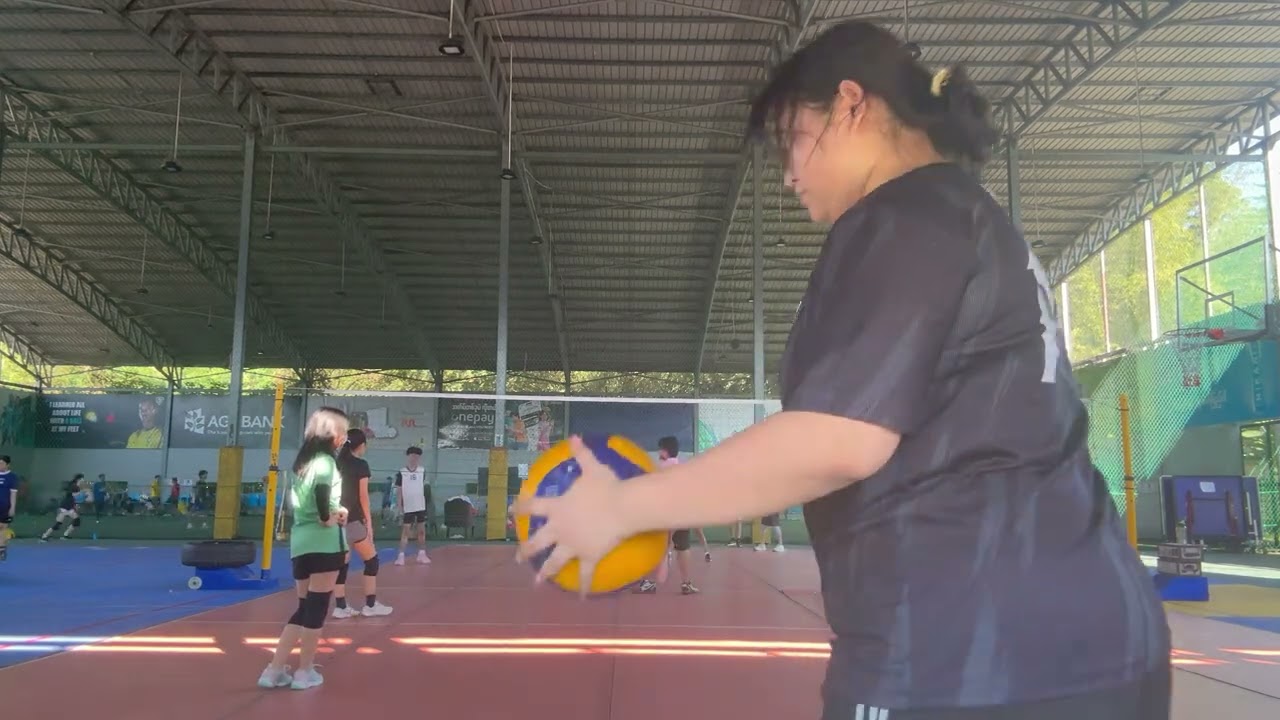 Vballjny : Training