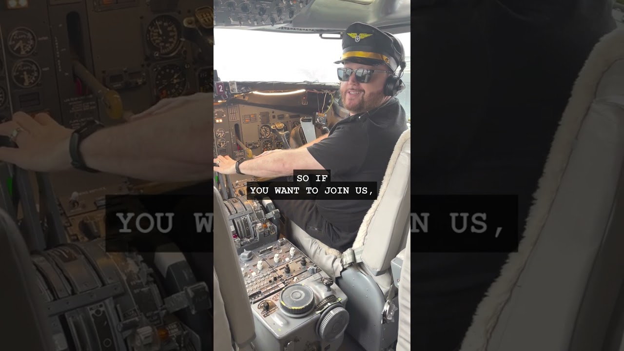 Imagine having a Rave on a Plane? ✈️