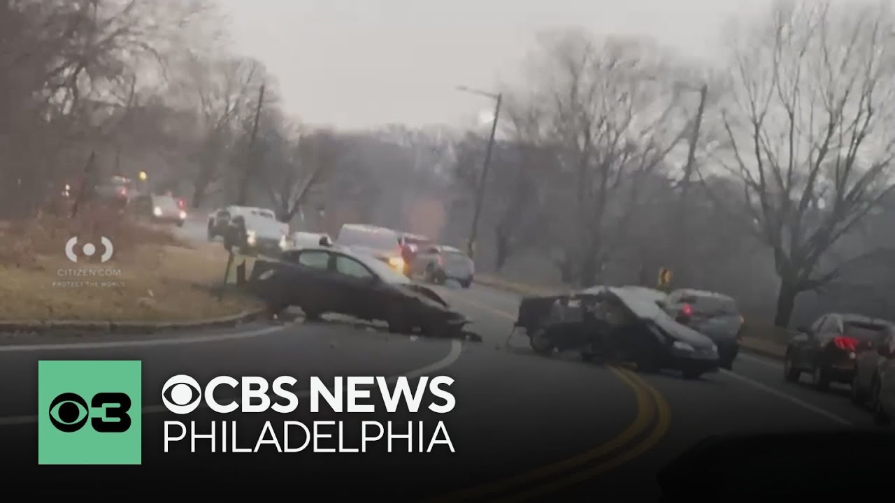 Two-car crash closes Kelly Drive in Philadelphia