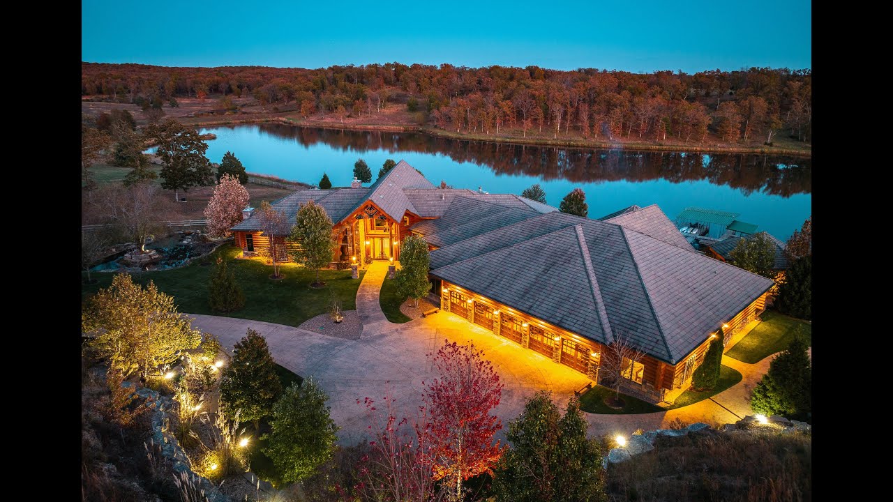 Tradewind Ranch - Brumley, Missouri - Lake of the Ozarks