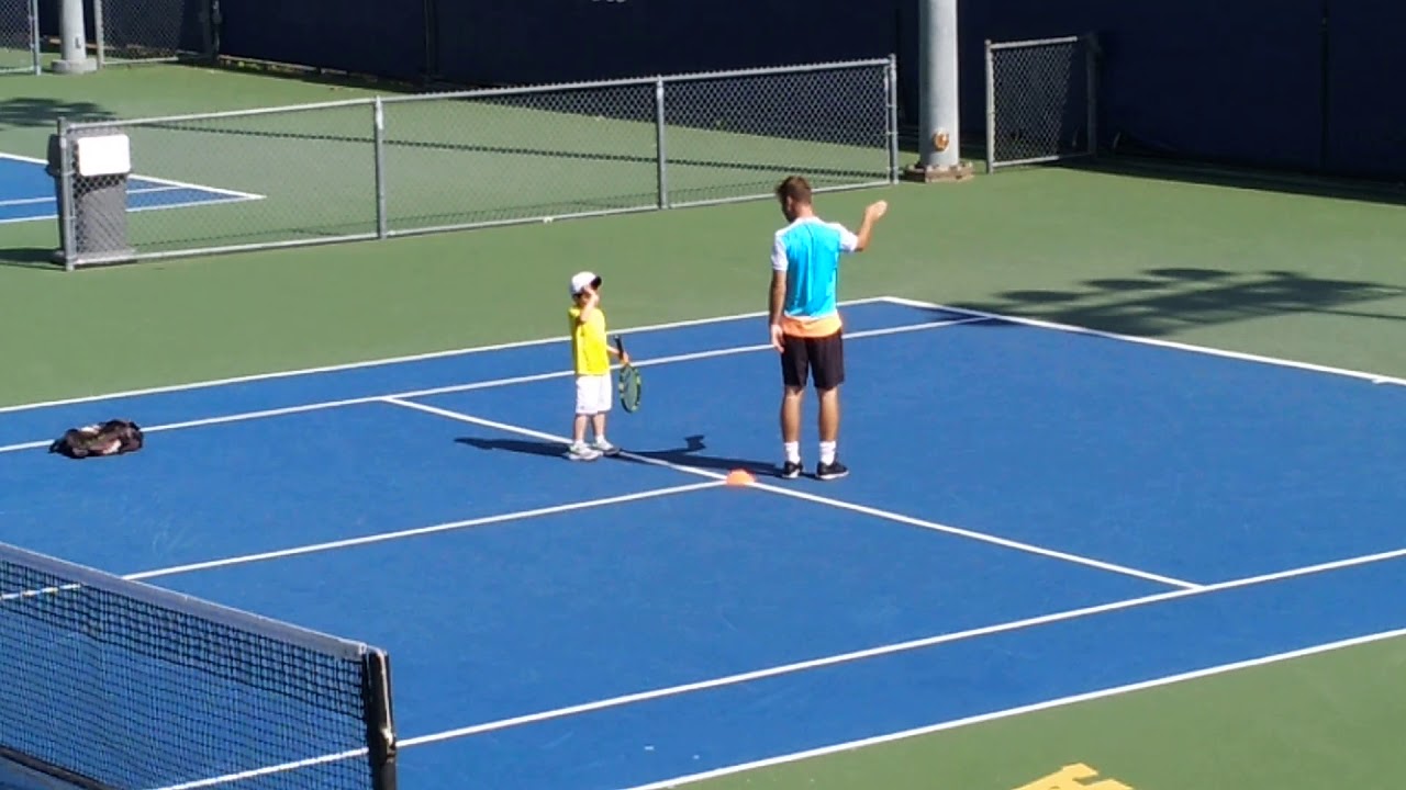 Jonah Tennis lesson ucla Wil first time - 5 years old