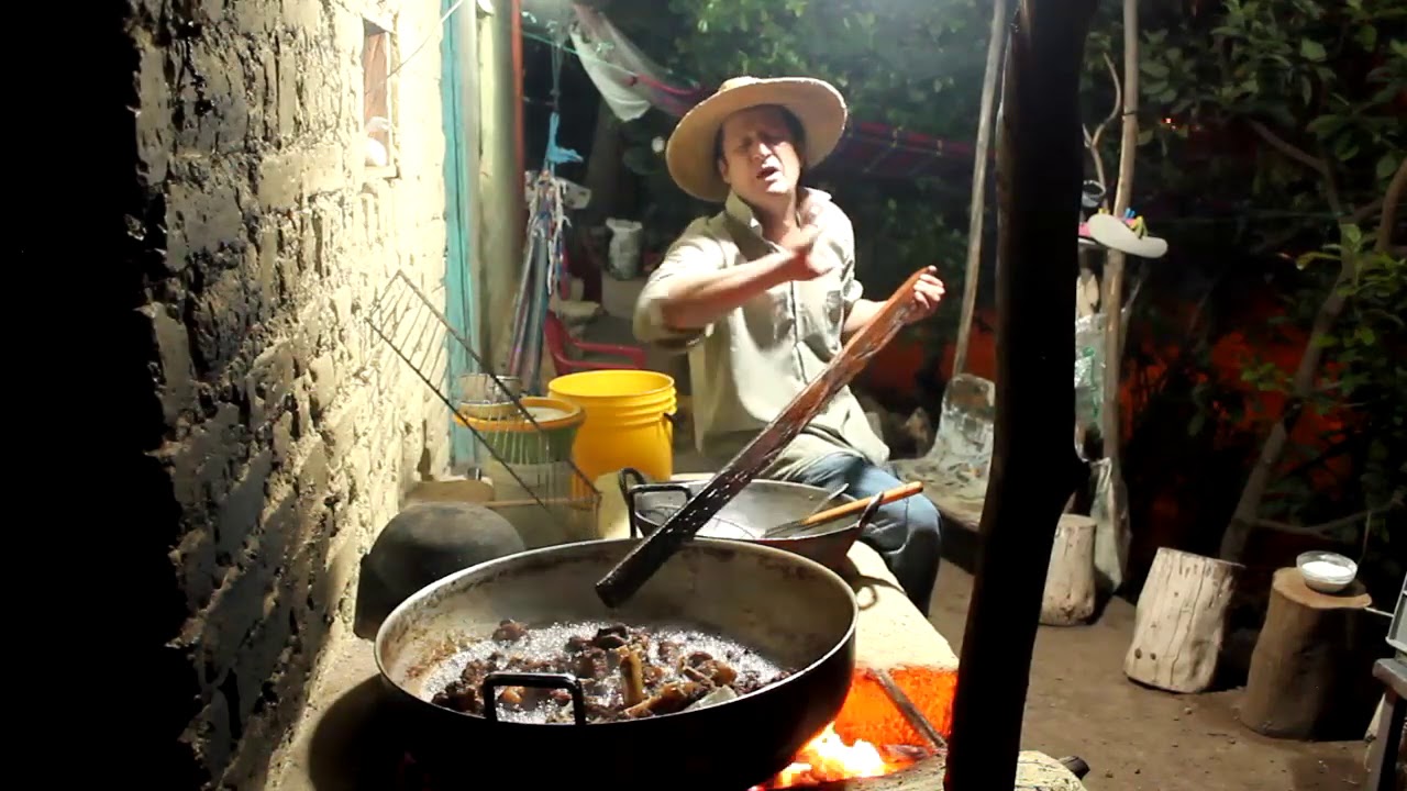 PELA DE CHANCHO PARTE UNO EL PAISANITO DE LOJA