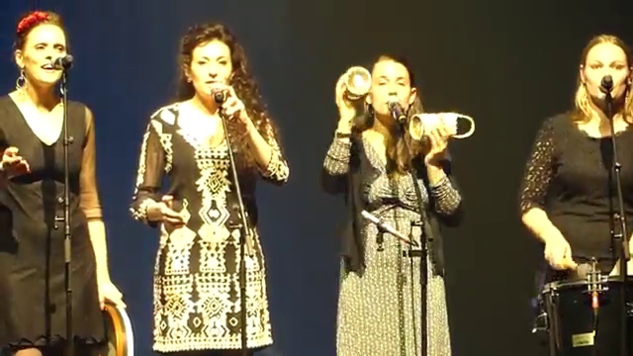 Nuits de la Bretagne 2016 : Ridee de Guillac-Josselin avec les chanteuses Barba Loutig