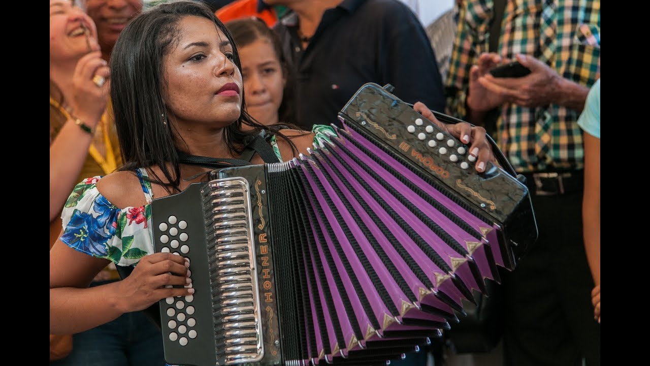 WENDY PAOLA CORZO 1er.  Lugar Acorde&oacute;n Mayores - Son