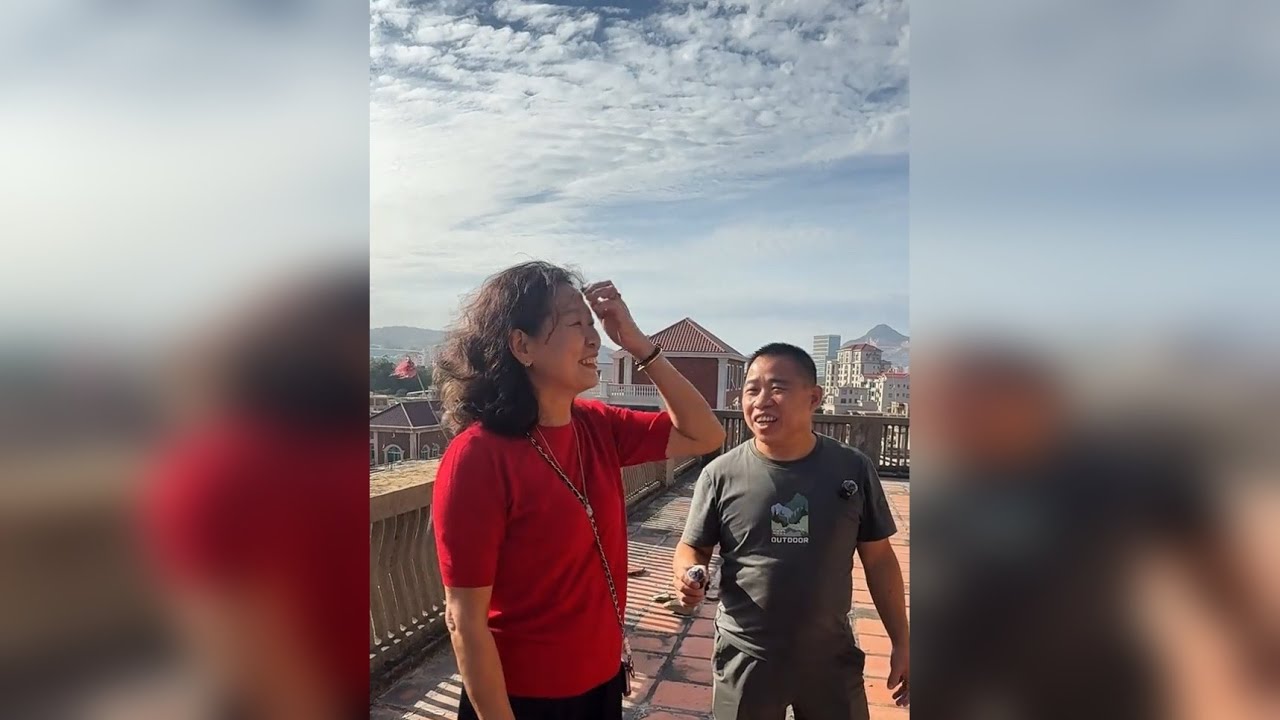 这是一座由石头铸成的家园，每一块石材都源自故乡的土地，每一道石缝都凝聚着匠人的手艺。在水泥尚未普及的年代，这种全石建造的工艺，是对传统智慧的极致运用，也是对坚韧精神的最硬核表达。