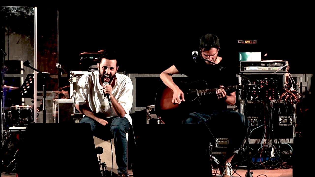 SOAD - Spiders (Acoustic cover) - Live in piazza del Popolo 04/06/17
