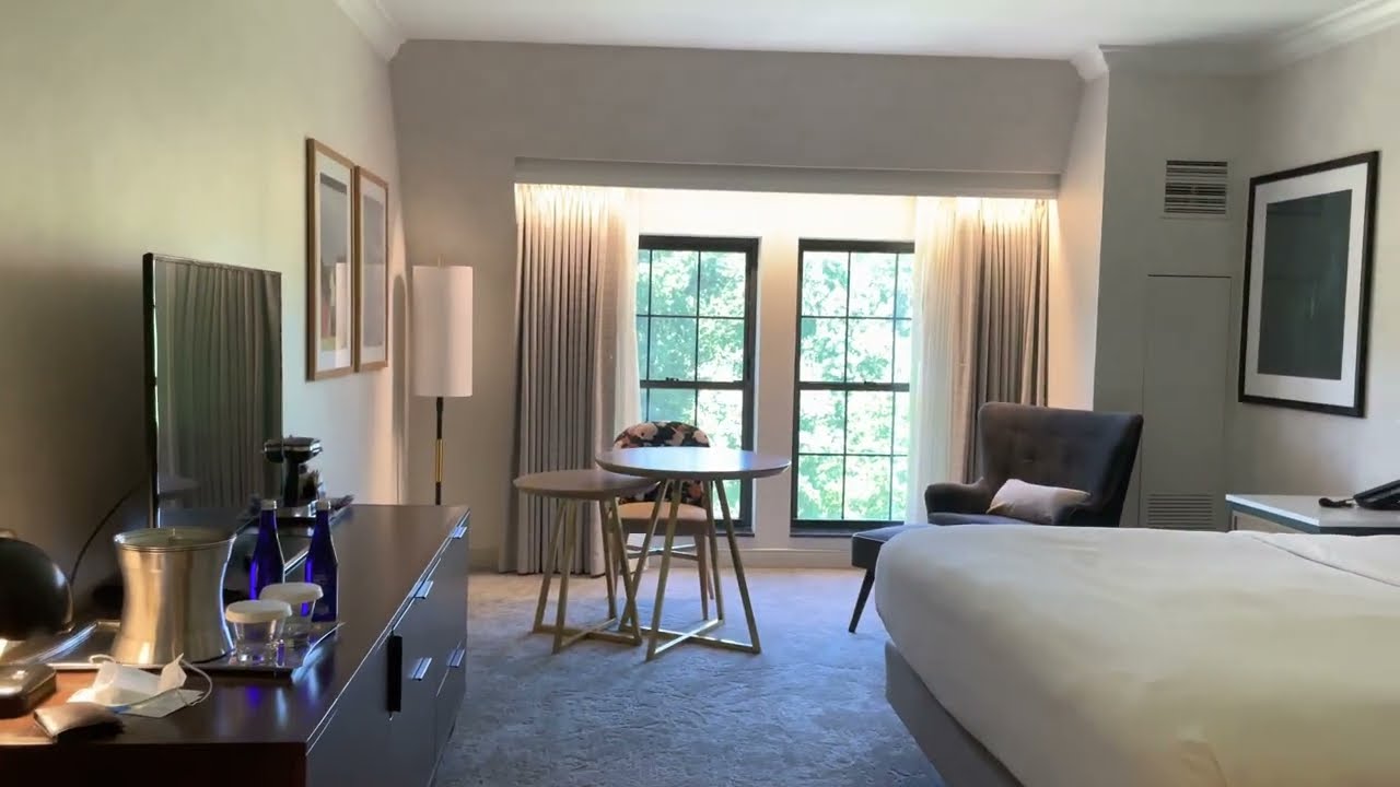 1 King Bed Room Review @ Hilton Pearl River, New York 10965, United States - 4K