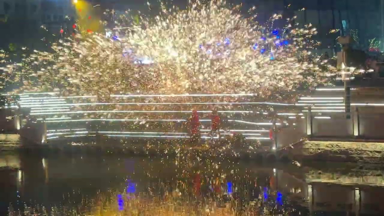 千年铁魂，火树银花——打铁花里的中国式浪漫