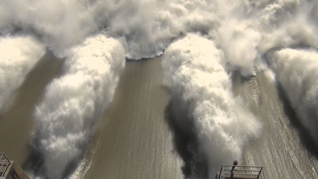 Gavins Point Dam Video 28 June 11