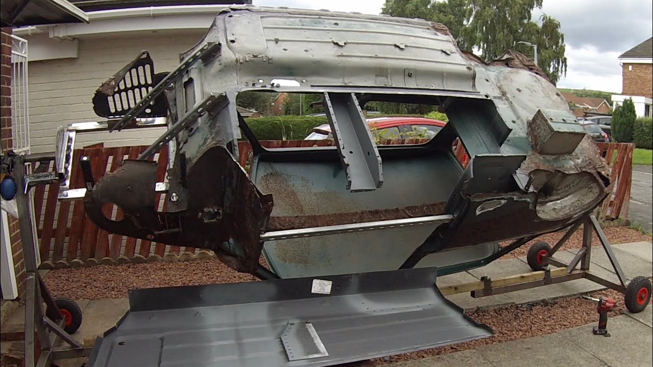 Classic Mini Mk1 Conversion - how to fit new floors - Part 5