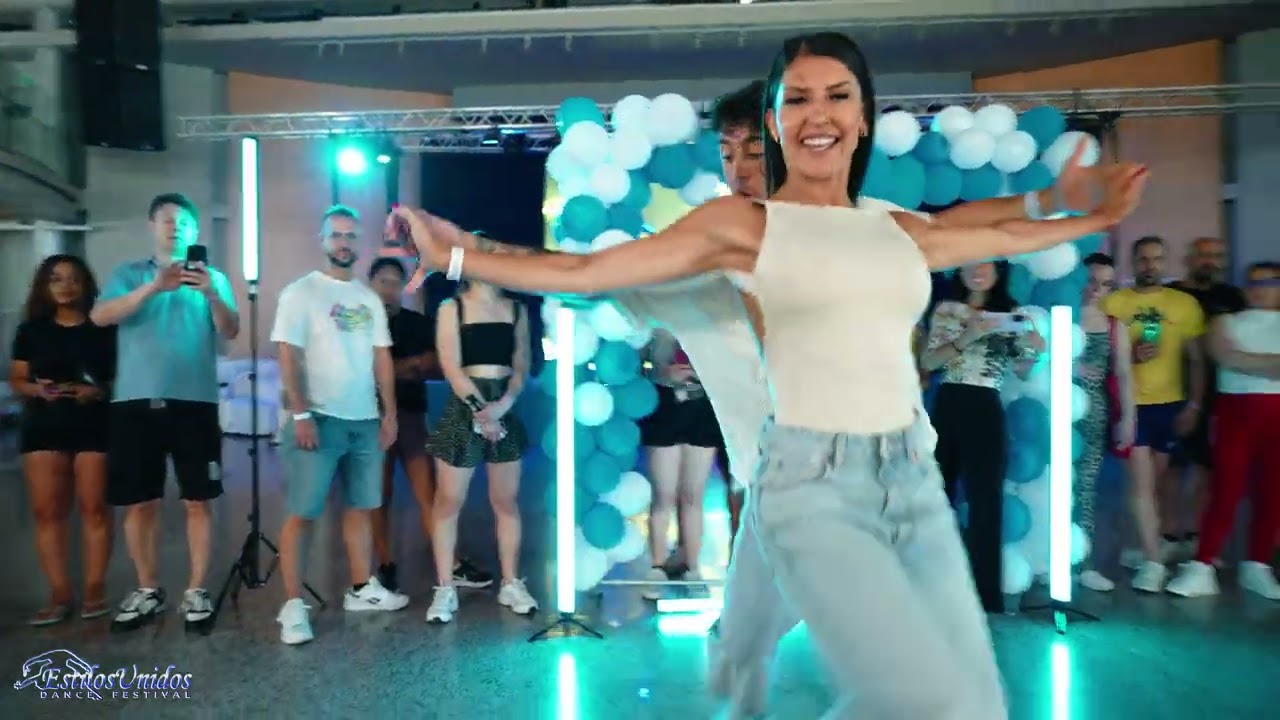David e In&eacute;s - [Stand by me - Prince Royce]  @ Congreso Estilos unidos 2025