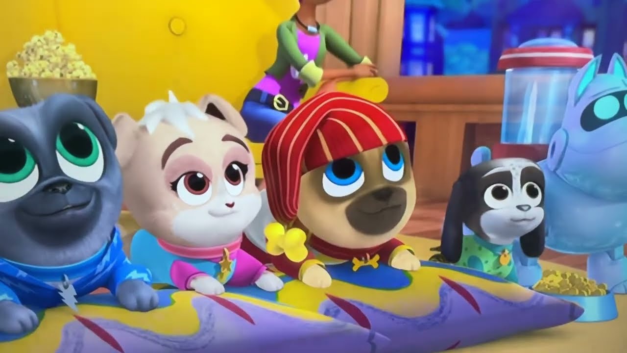 Puppy Dog Pals slumber party